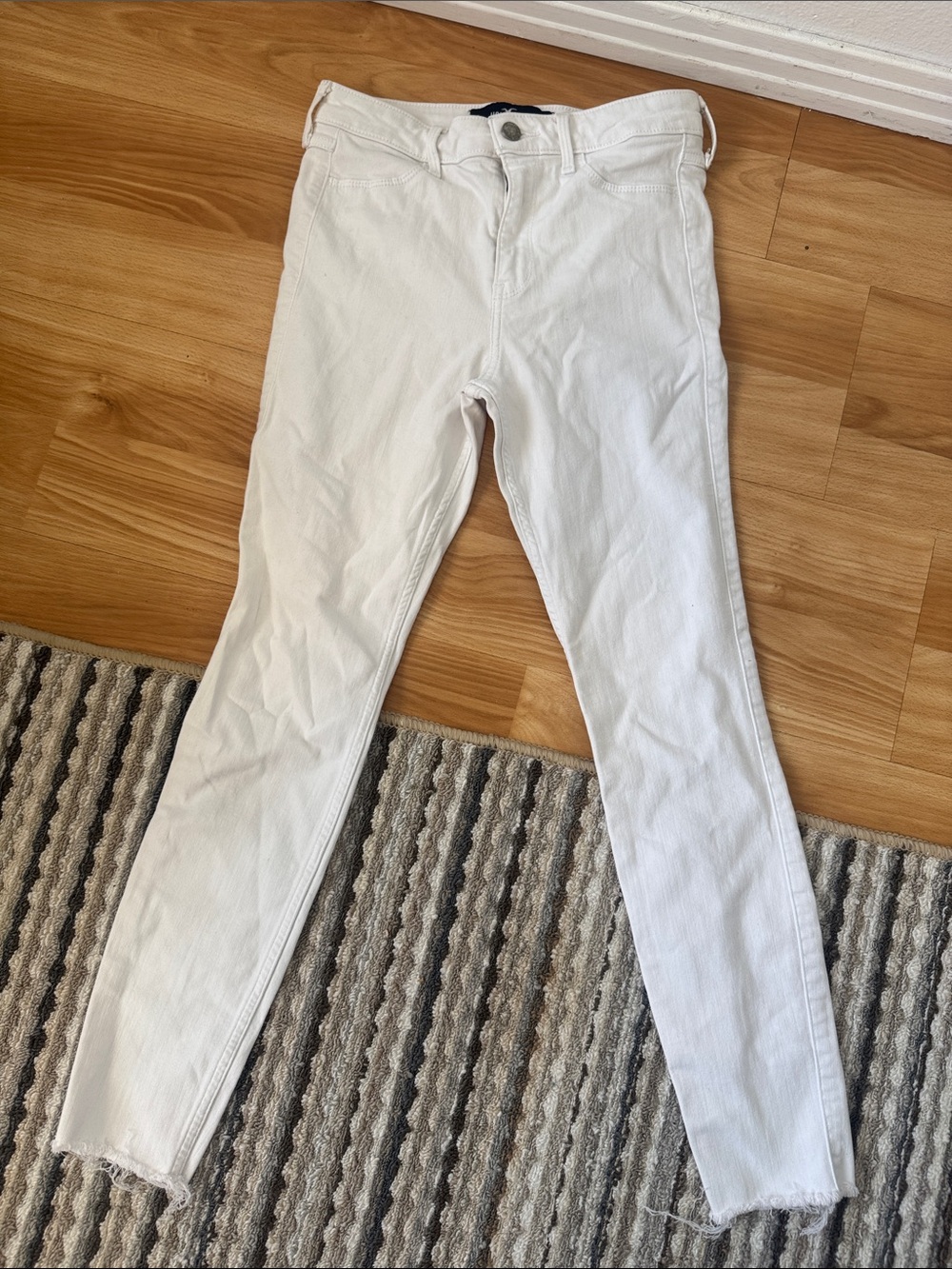 Hollister White Skinny Jeans size 3R